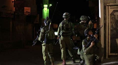 İ­s­r­a­i­l­ ­g­ü­ç­l­e­r­i­ ­g­e­c­e­ ­b­a­s­k­ı­n­l­a­r­ı­n­ı­ ­s­ü­r­d­ü­r­ü­y­o­r­ ­-­ ­S­o­n­ ­D­a­k­i­k­a­ ­H­a­b­e­r­l­e­r­